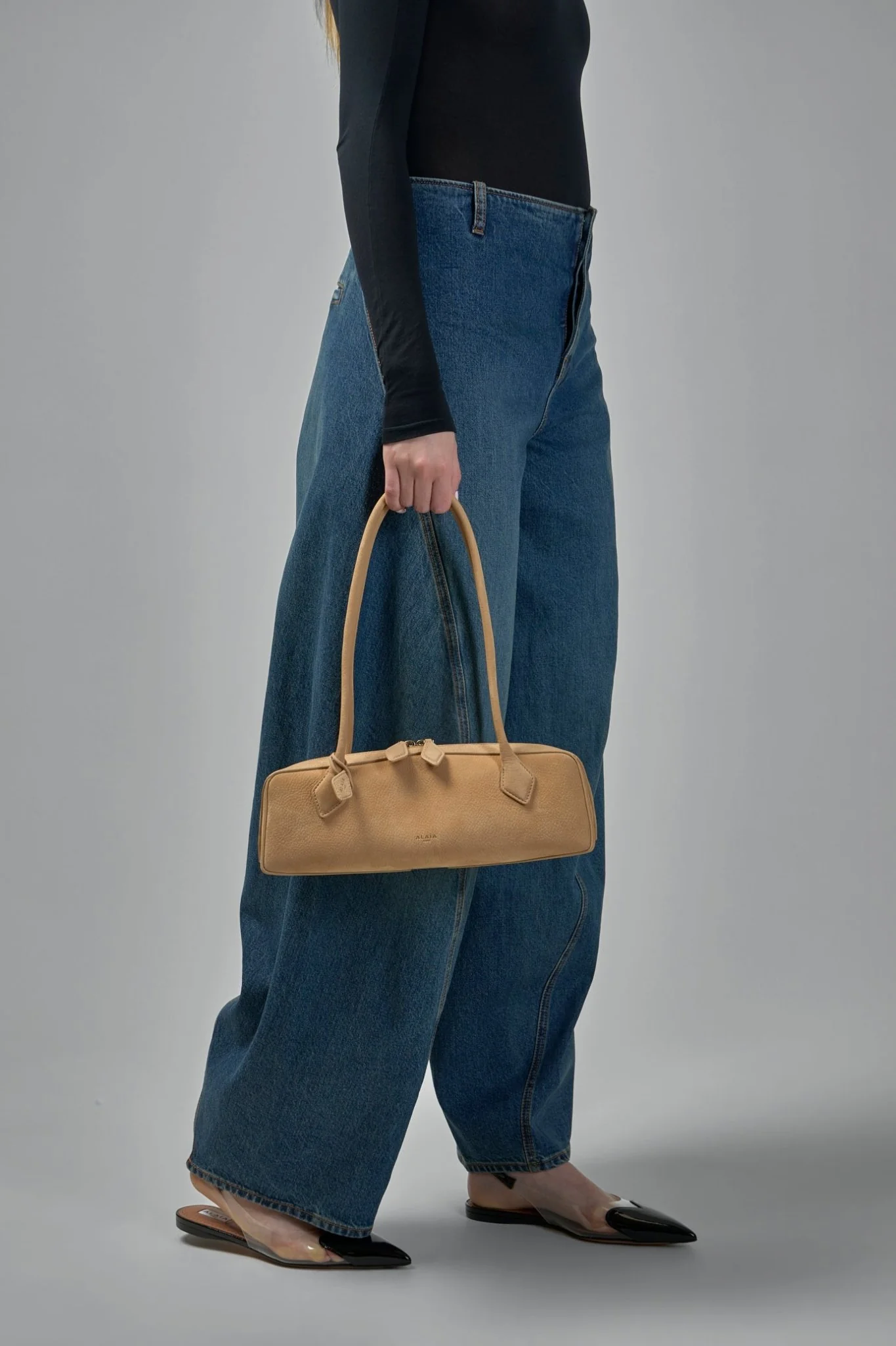 Le Teckel Small Shoulder Bag - Image 5