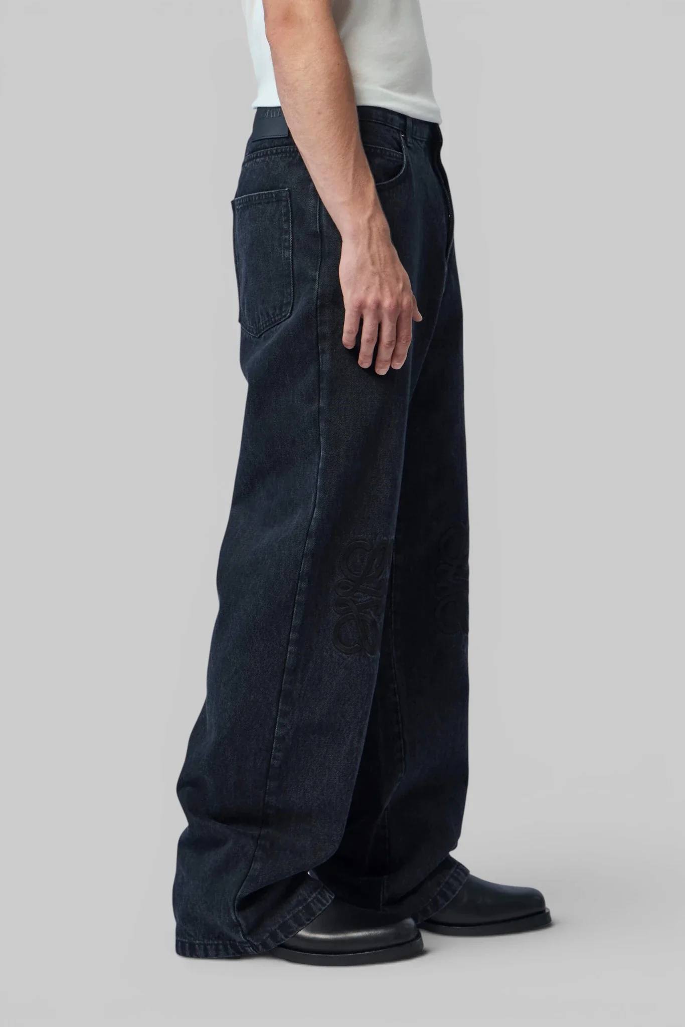 Anagram Baggy Jeans - Image 4