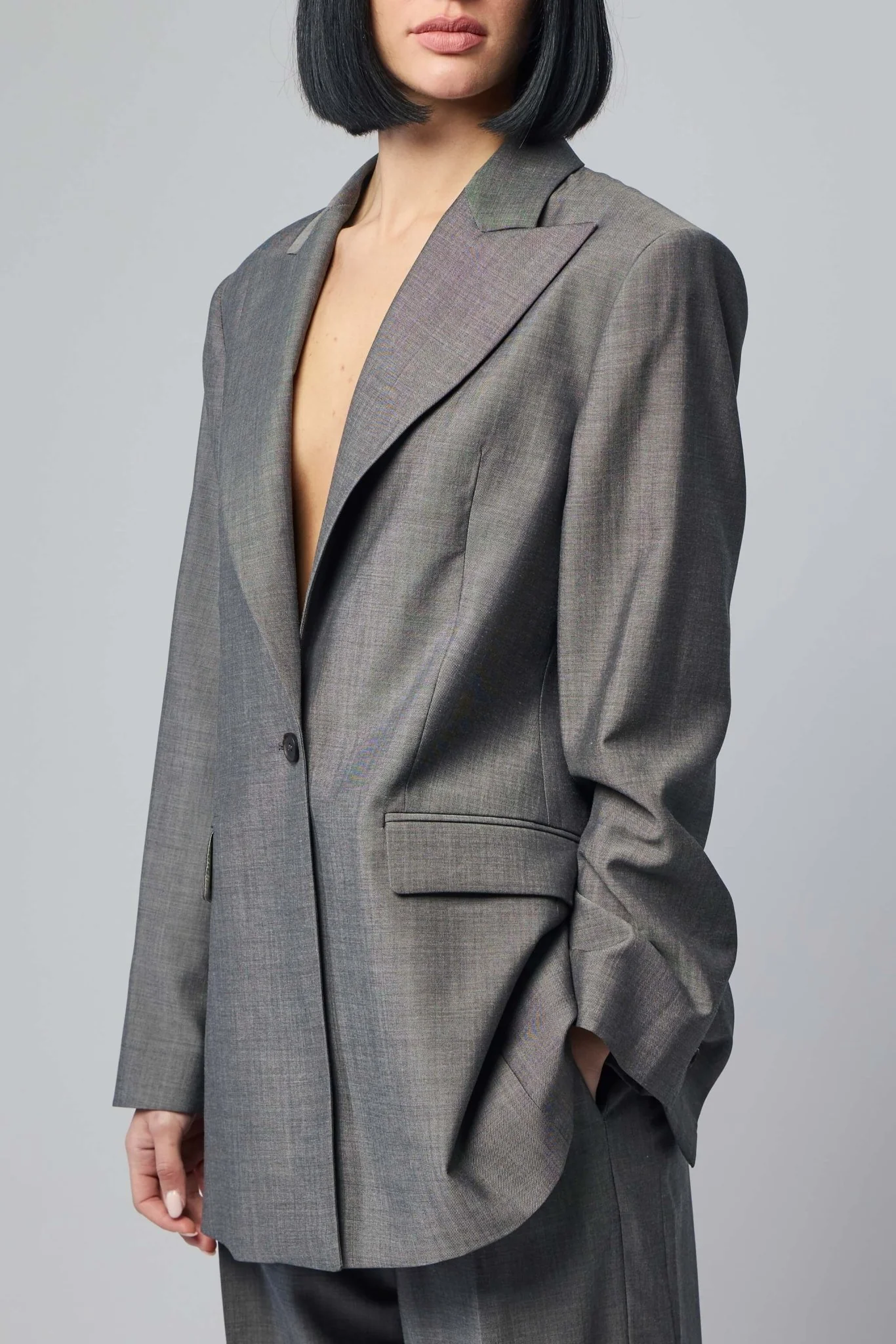 Case Waisted with Slit Jacket - Image 3