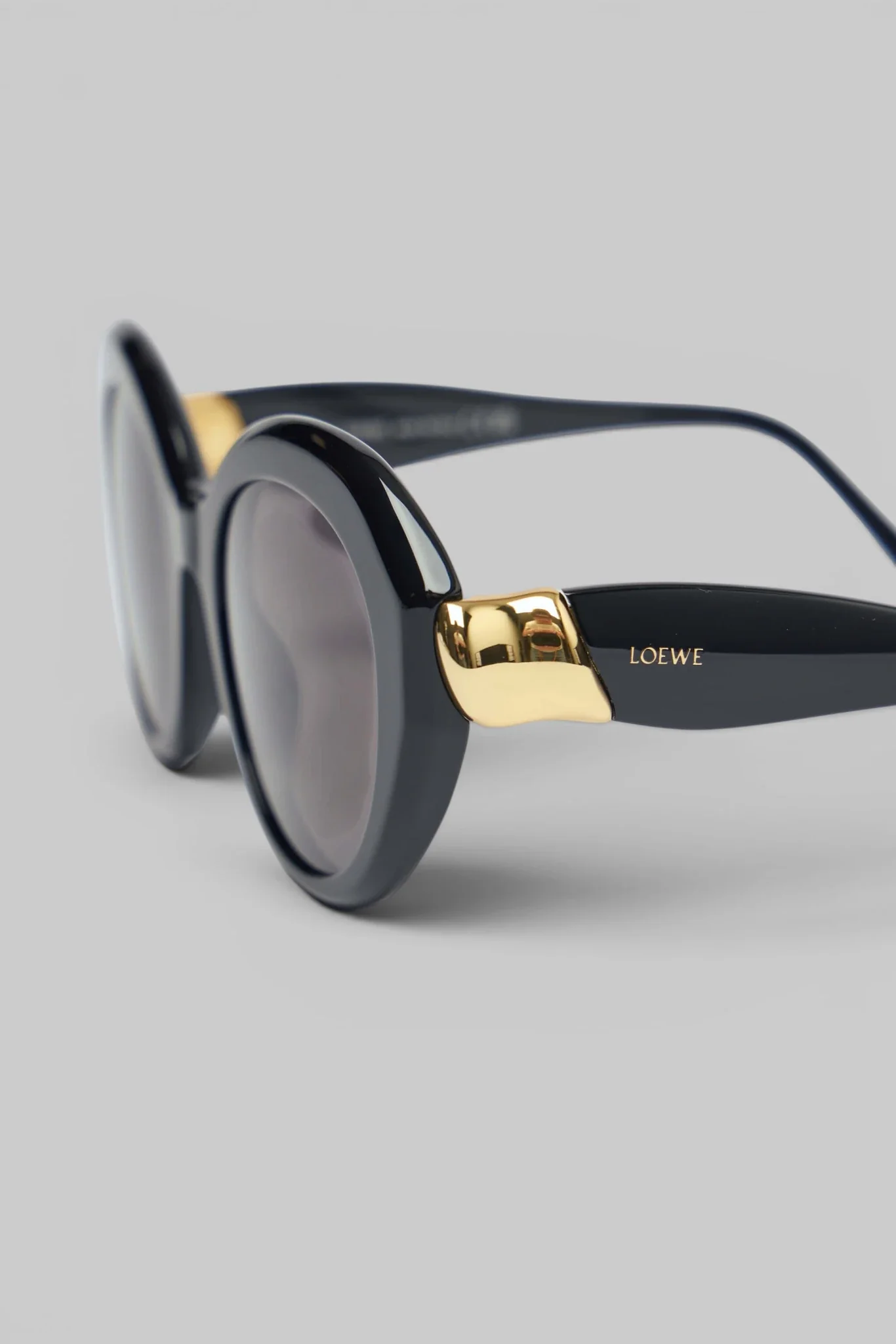 Small Butterfly Screen Sunglasses - Image 4