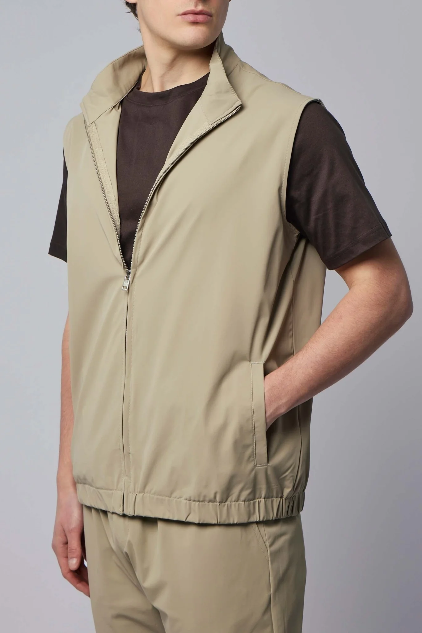 Helix Vest - Image 2