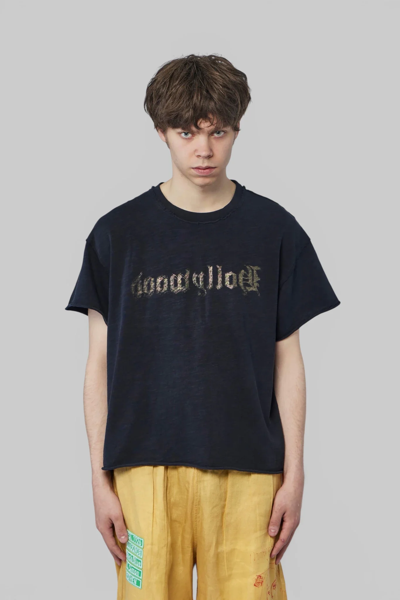 Hollywood Antique Assemblage T-shirt - Image 3