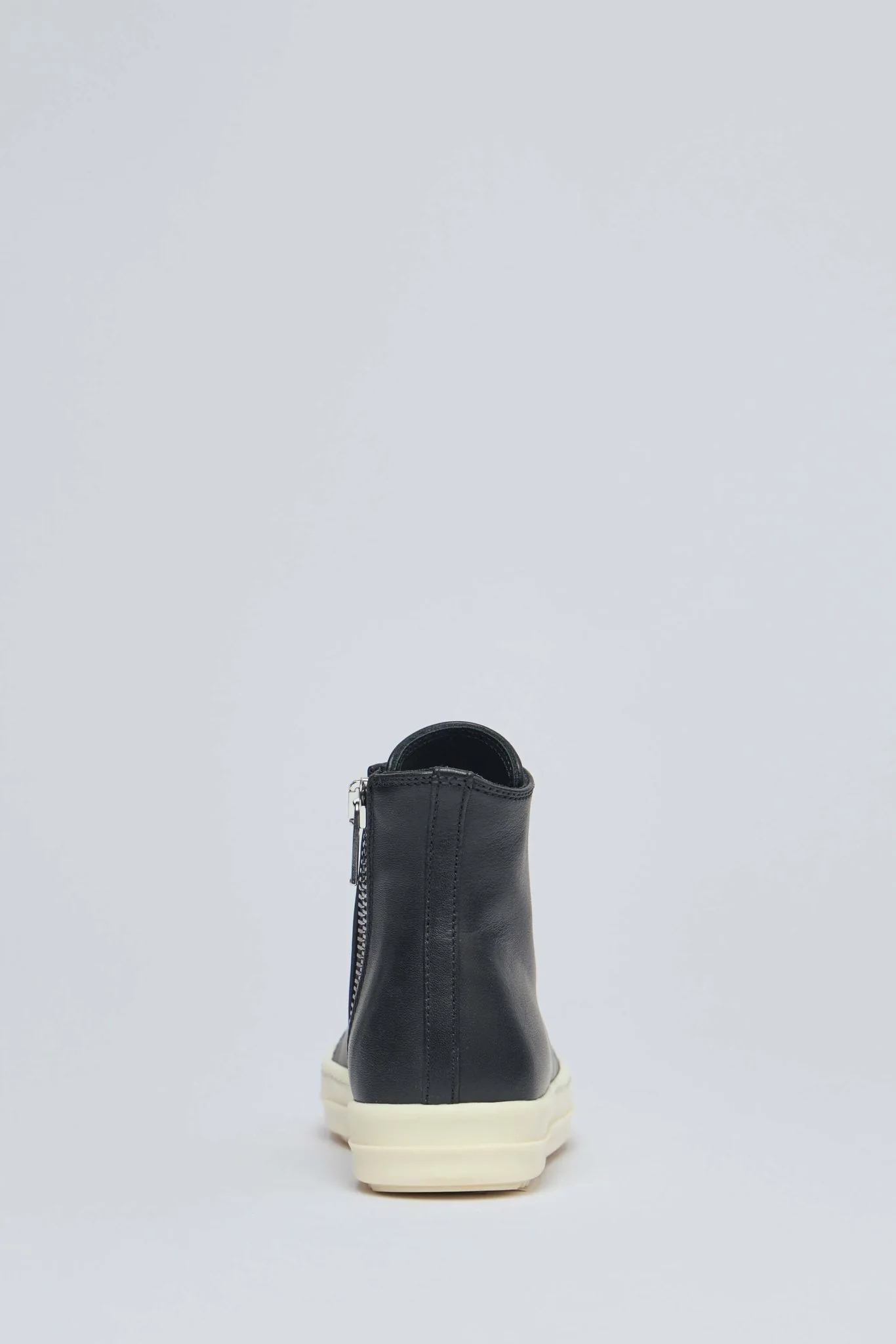 Sneaks - Image 4
