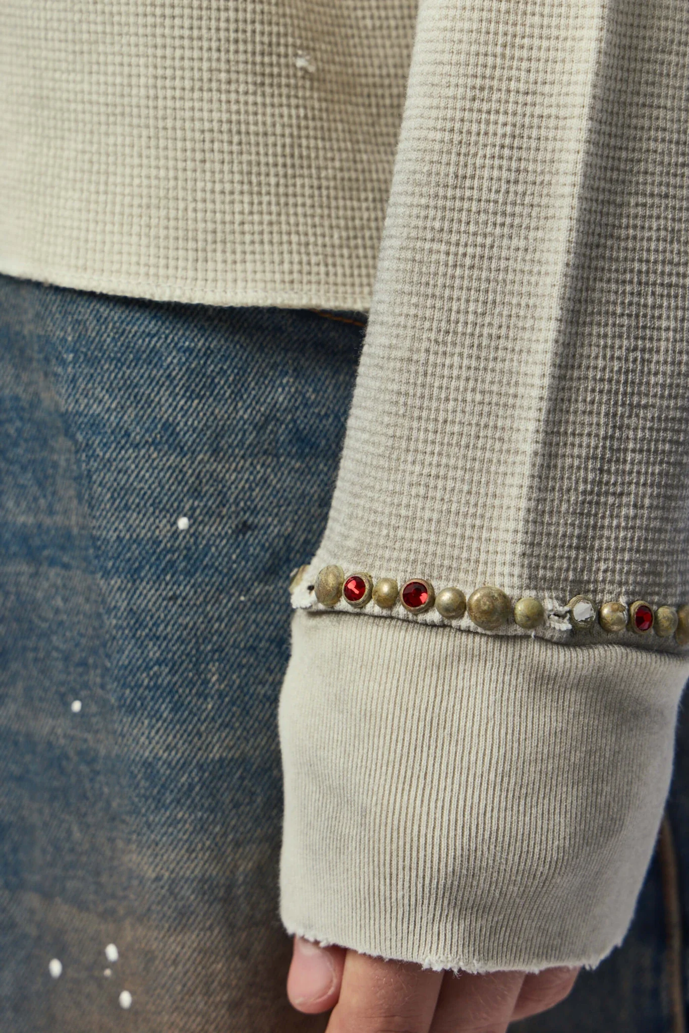 Logo Thermal W/ Studs - Image 7