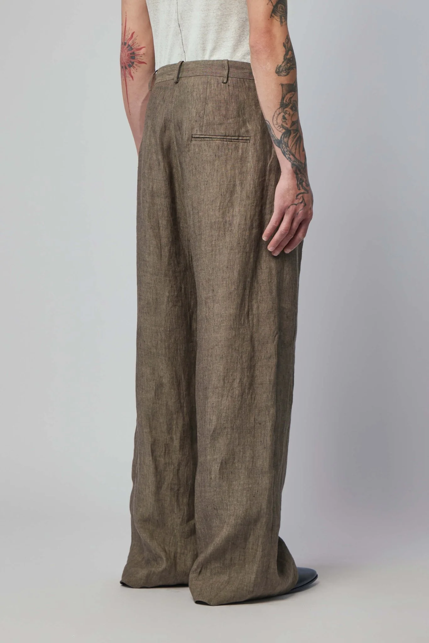 Men's Wide-fit Pleated-waist - Image 5