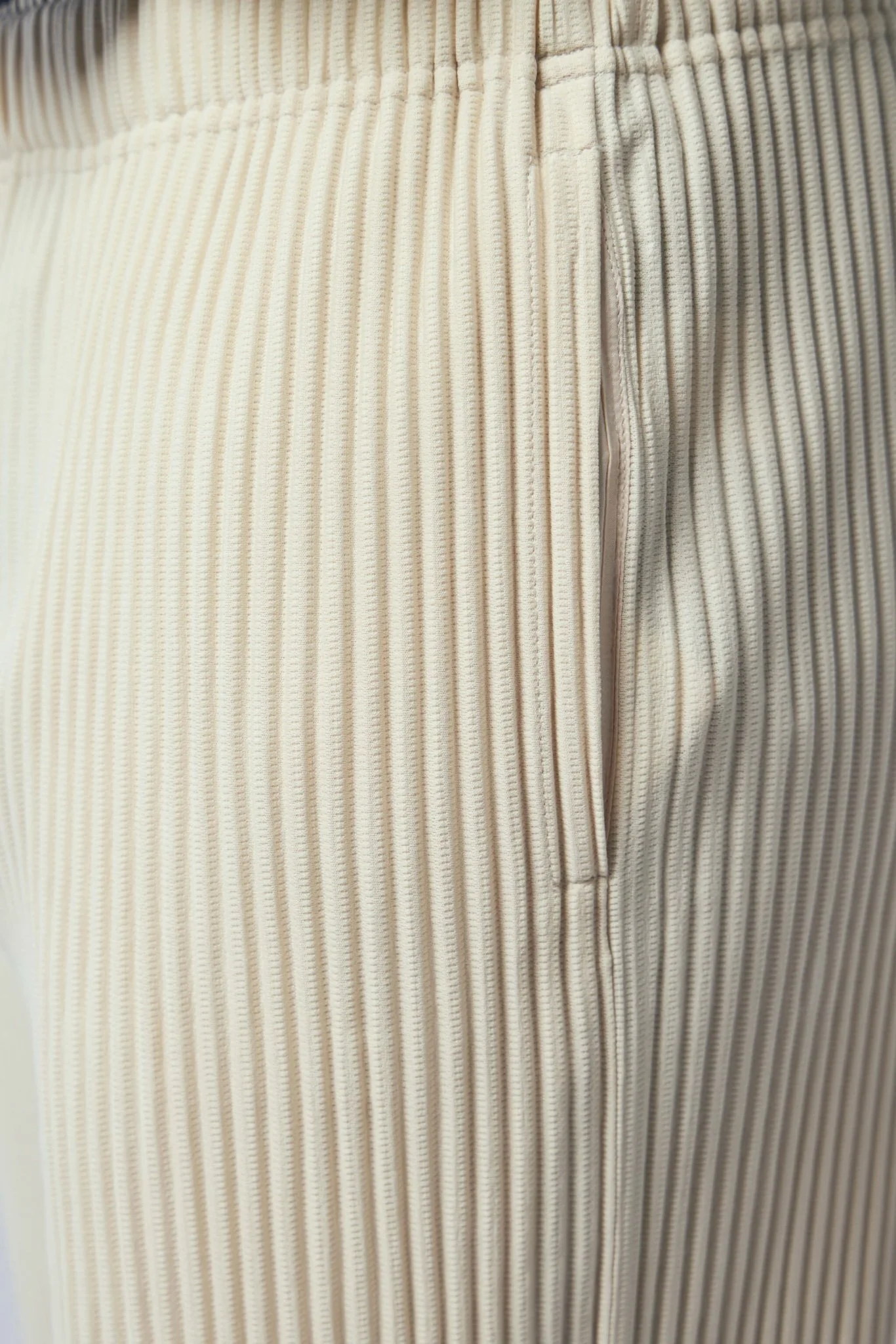 Wide-leg Ribbed Pants - Image 4