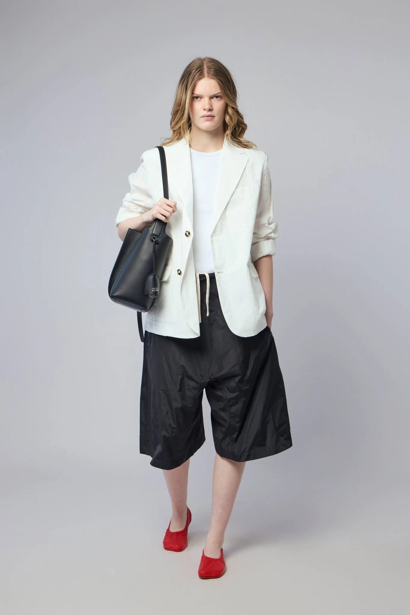 Relaxed Zip Pockets Shorts - Image 6