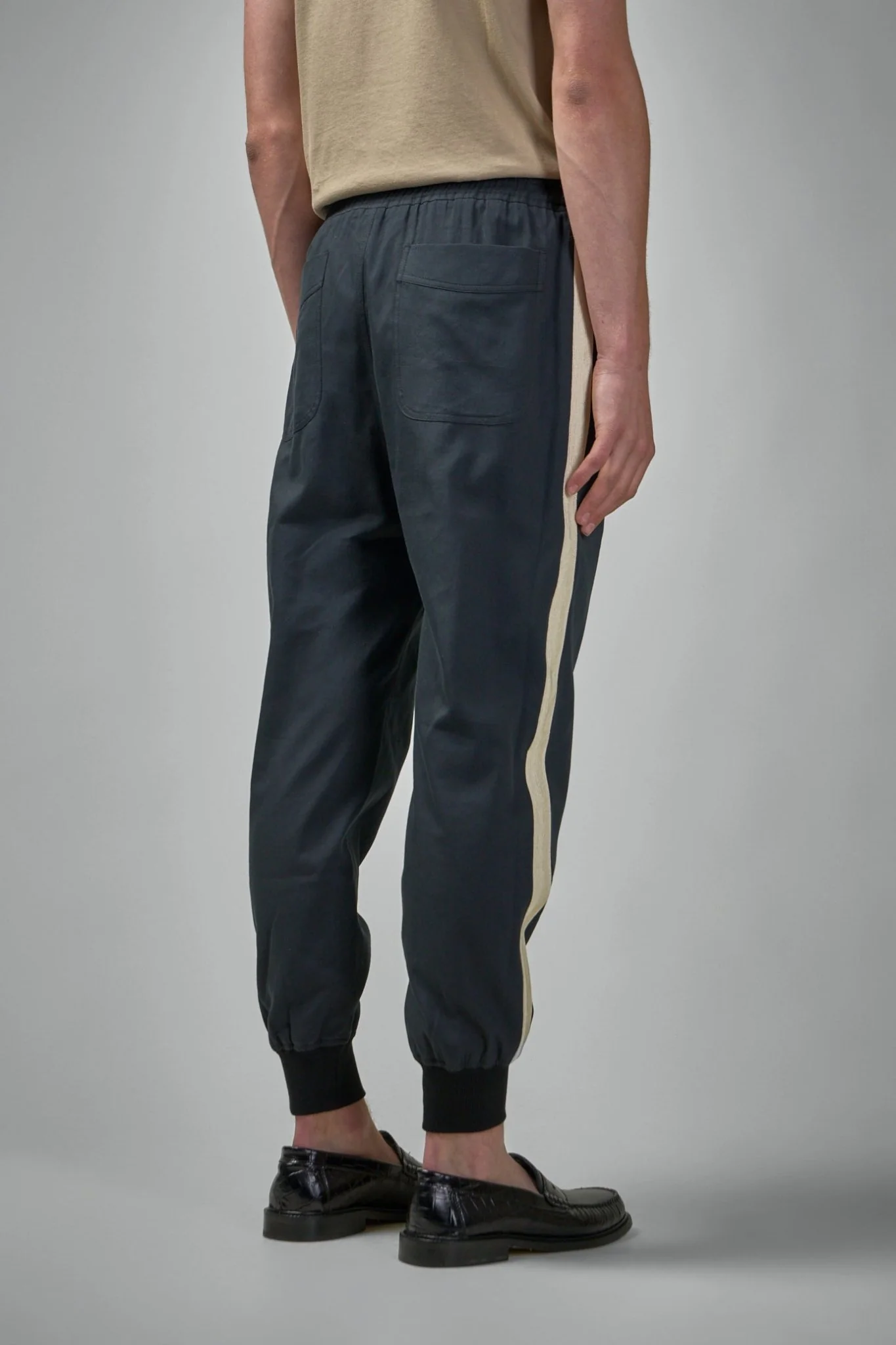 Cotton Silk Fluid Twill Light Pant - Image 3