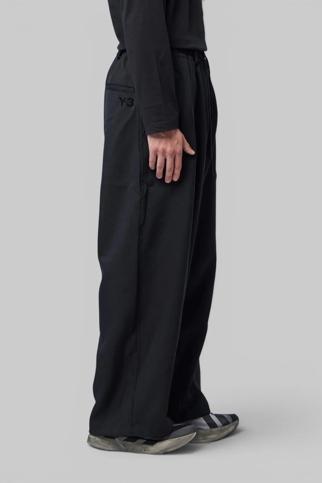 SU Pleated Pants - Image 4