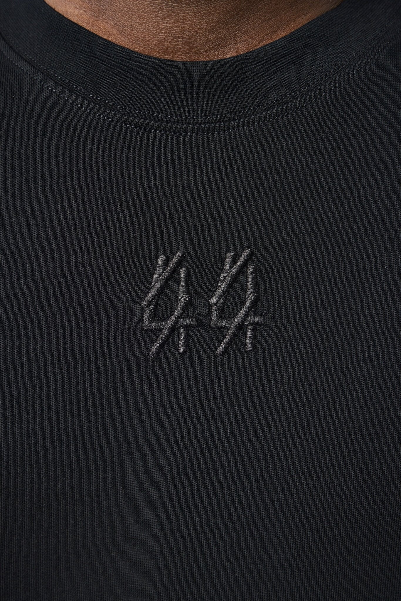 Tee Jersey Black + 44 Patched Solid Dirty White - Image 3