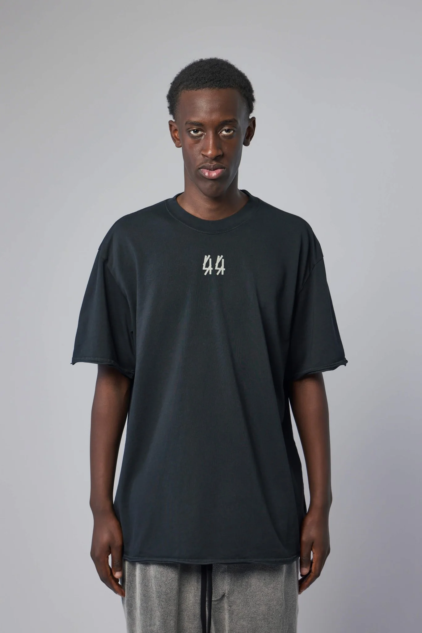 Tee Jersey Faded Black + 44 Stamp Dirty White - Image 2