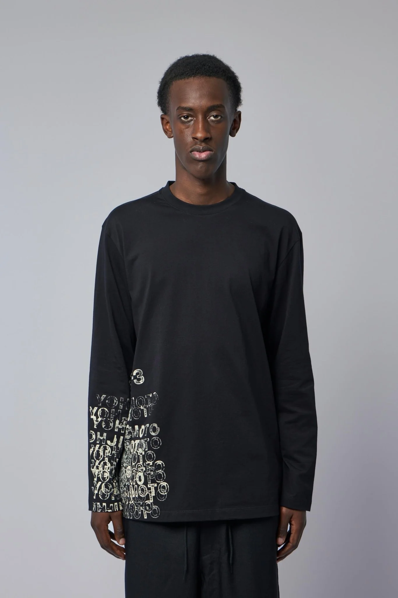 U Gfx Ls Tee - Image 2