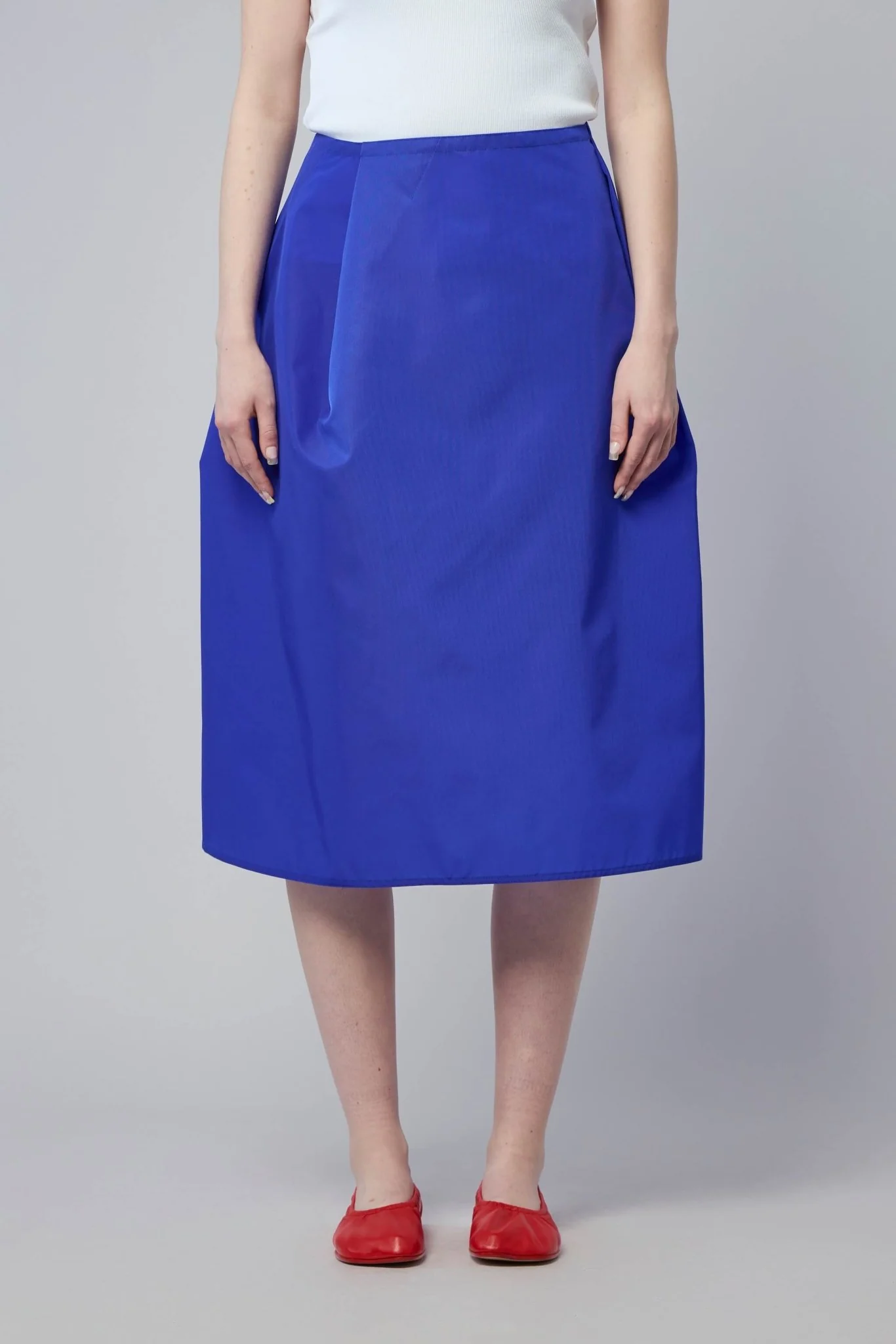 Wide Skirt, Assymetrical Waist - Image 2